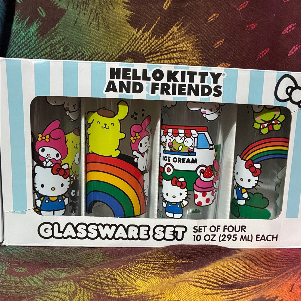 Sanrio Hello Kitty and Friends Glassware Set
